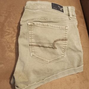 Pale army green AE high rise shortie shorts